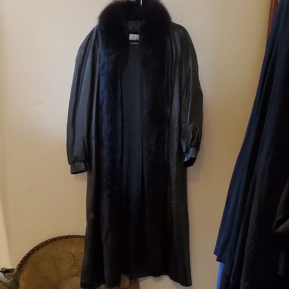 Black Leather Coat with Real Fur Collar and Flowing Silhouette